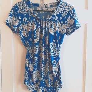 Stretch Top New York & Co. Short Sleeve Blue Floral Flower Pattern Rouched Med